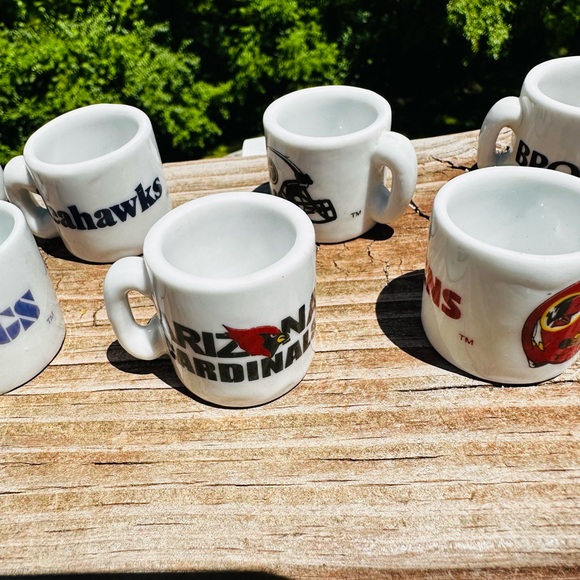 NFL Team Logo Thimble Mini Mug Set (16 teams) vintage - Picture 12 of 14